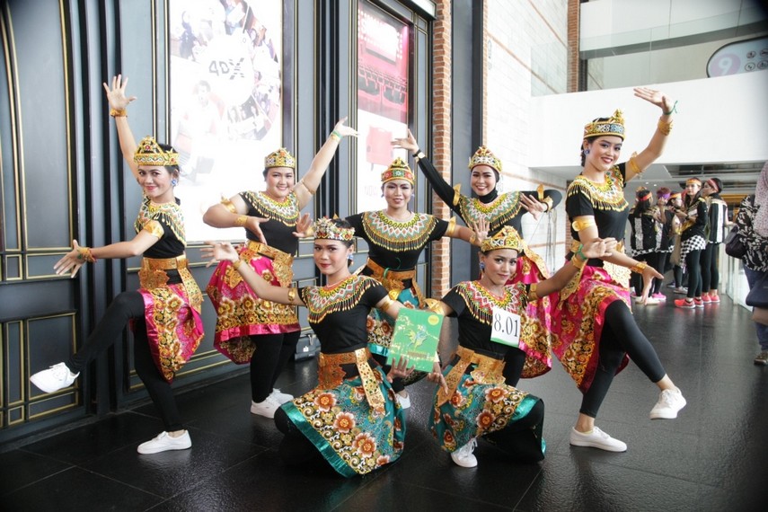 Sanggar-Novy-meraih-Juara-Kedua-dalam-kegiatan-Indonesia-Menari-2016